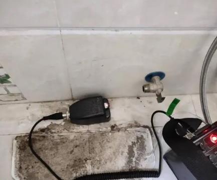 高昌屋顶漏水维修公司分享下卫生间漏水的危害及解决方法